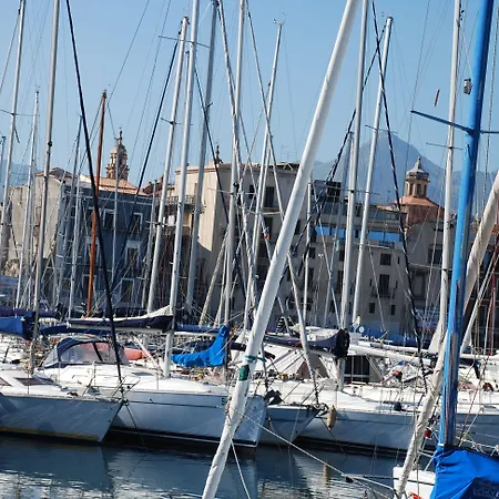 ベッド・アンド・ブレックファスト Boutique Vintage